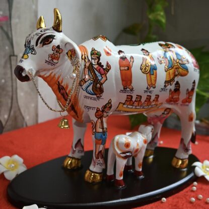 Kamdhenu Cow With Claf